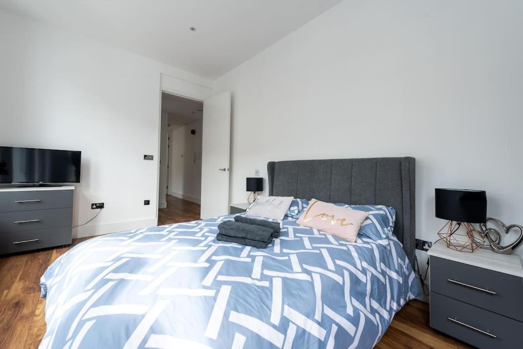 Beautiful Apartment By Hyde Park Ss2 London Exteriör bild