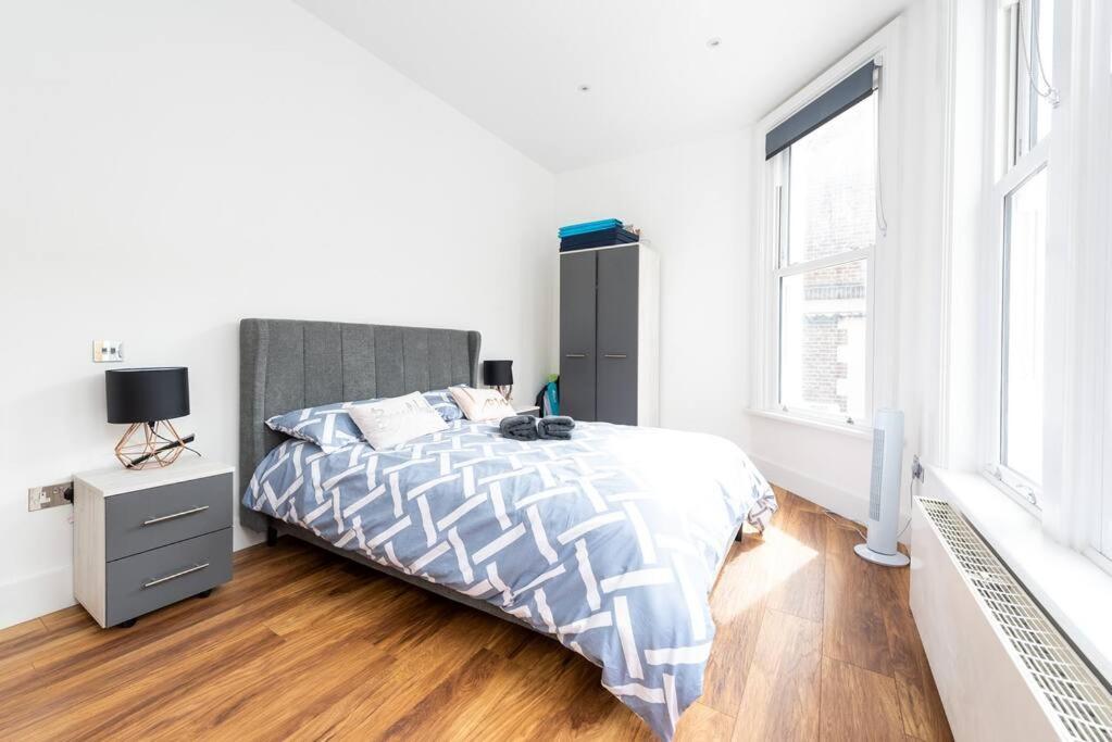 Beautiful Apartment By Hyde Park Ss2 London Exteriör bild